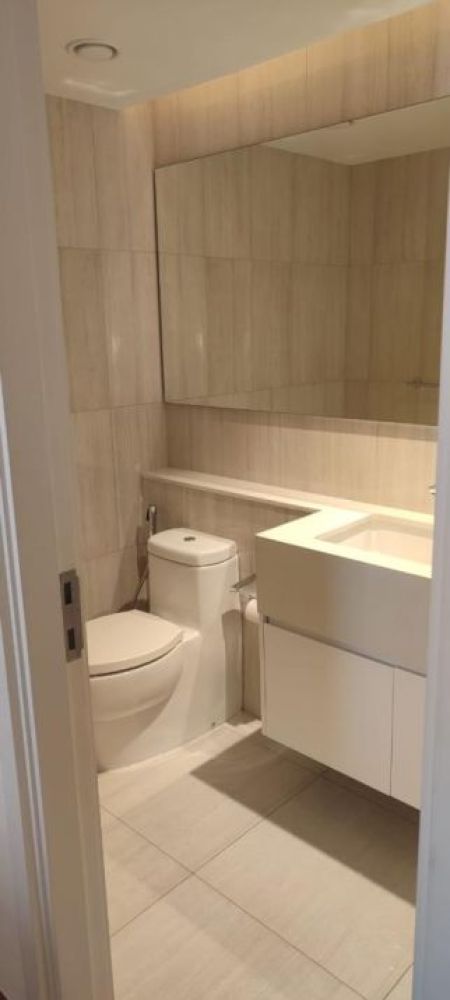 Bathroom - Apartment for Rent in Colombo City Centre, CCC