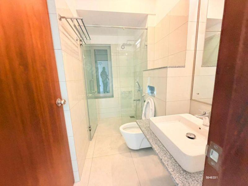 Bathroom - Apartment for sale in Rajagiriya