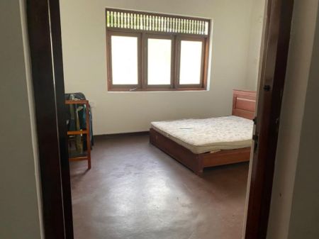 Bedroom - Battaramulla Pelawatta New Defense Road Large 07 Bed room House Available on Rent