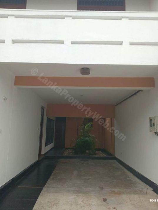 House for rent in Nawala