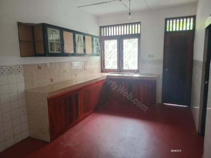 House for rent in Nawala