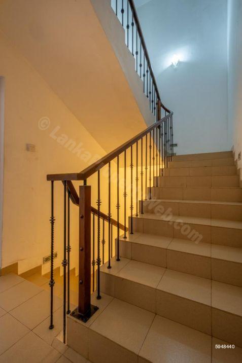 House for sale in Nawala