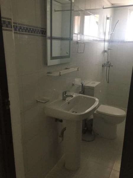 Bathroom - Casa - 02 Bedroom Furnished Apartment for Sale in Colombo 05 (A1447)