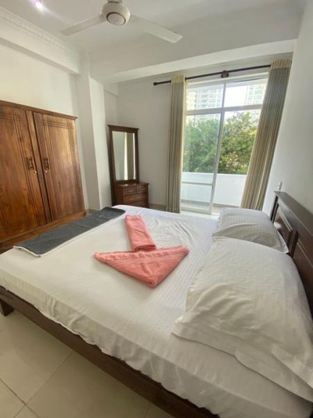Bedroom - Long-Term Rental – Fully Furnished 3-Bedroom Apartment in Colombo 05. (Property Code: CSMP201)