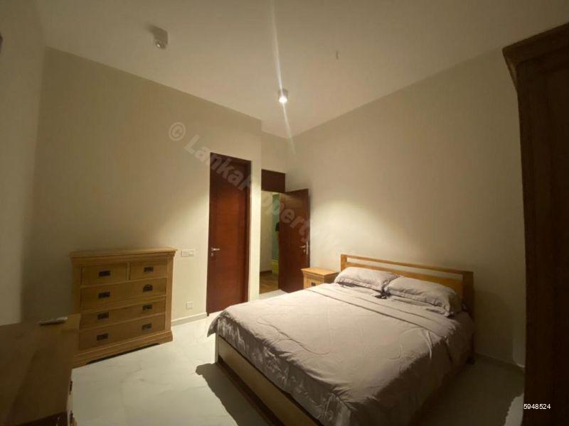 Bedroom - Apartment for rent in Colombo 8