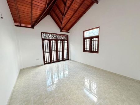 Bedroom - (SR1525) Two Storey House for Rent in Kalalgoda road Thalawathugoda