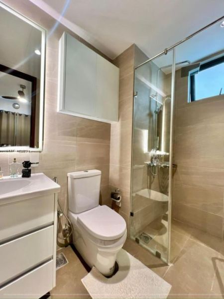 Bathroom - Luxury Apartment for Rent in Trizen - Colombo 02