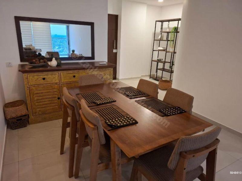 Dining room - Apartment for sale in Rajagiriya