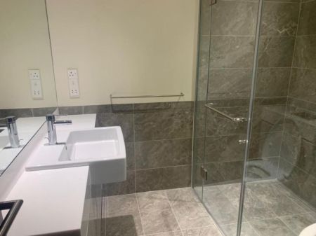 Bathroom - Luxury 2-Bedroom Fully Furnished Apartment for Rent at Cinnamon Life, Colombo 02 | USD 2,350/- (LKR 771,000) Per Month |