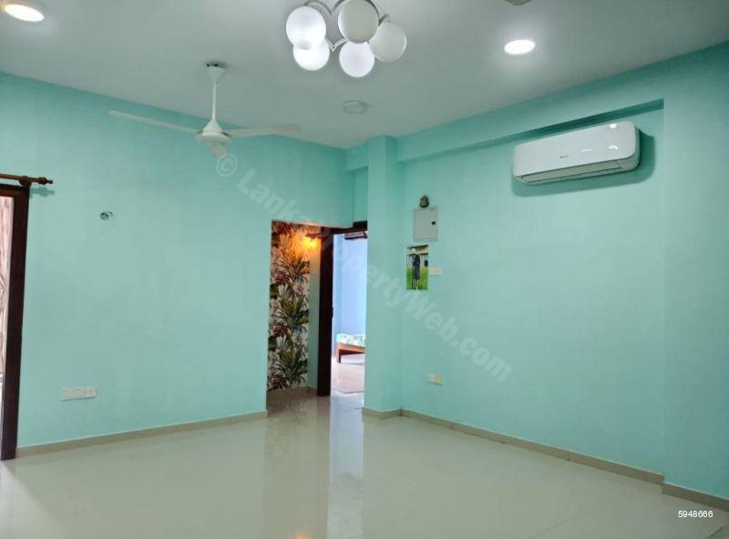 Apartment for sale in Colombo 6