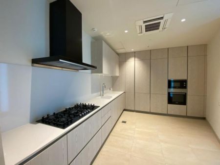 Kitchen - Brand New Large 3BR Apartment in ITC Sapphire Residences - Sea View Apartment FOR SALE in Colombo 1