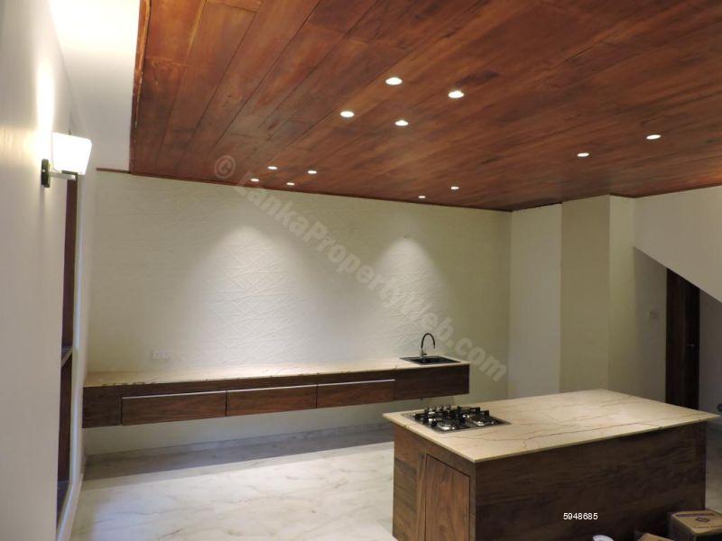 House for sale in Thalawathugoda
