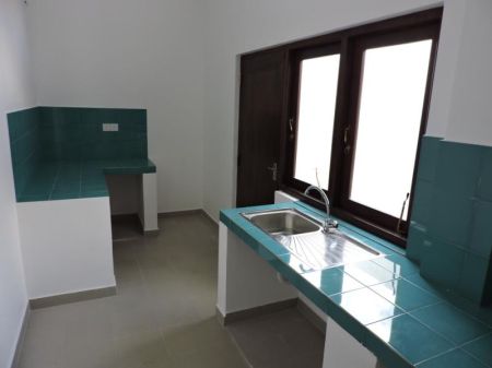 Kitchen - Luxury House for sale in Thalawathugoda 