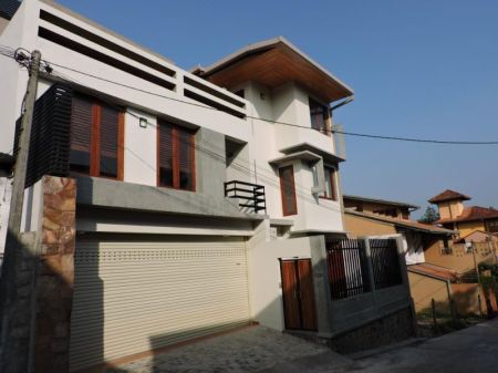 Exterior - House for sale in Kottawa 