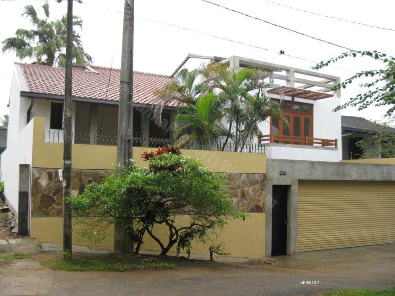 Exterior - House for sale in Malabe