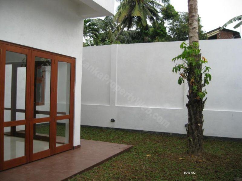 Exterior - House for sale in Malabe