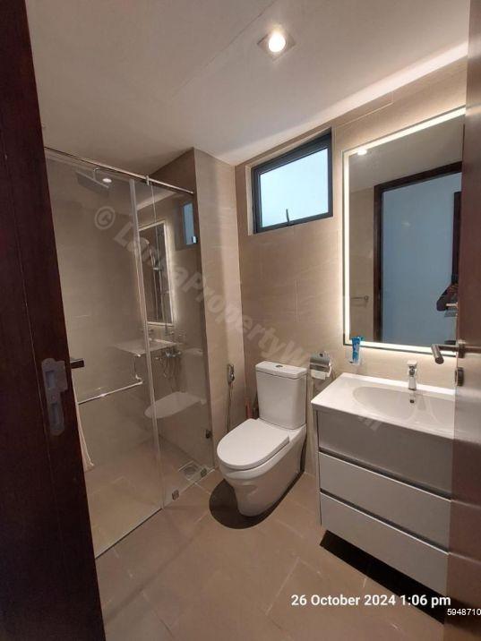 Bathroom - Apartment for rent in Colombo 2