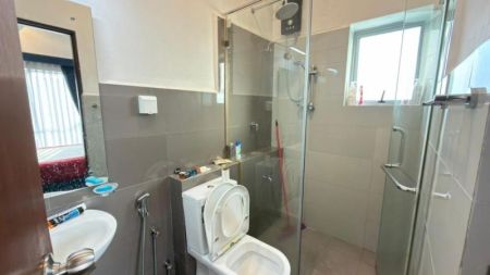 Bathroom - (DAR1273) Apartment for Rent in Canterbury Golf Resort Piliyandala