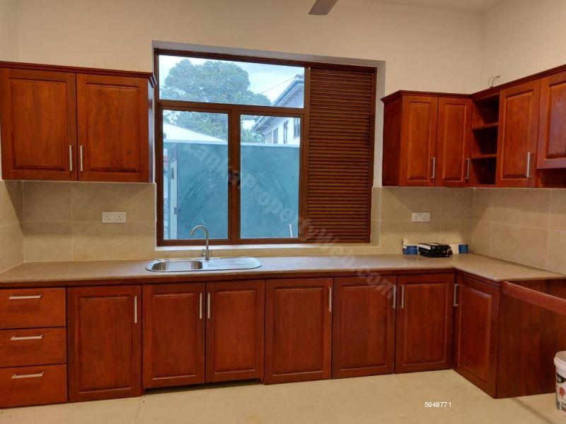 Kitchen - House for sale in Battaramulla