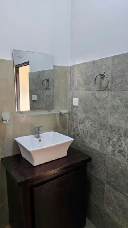 Bathroom - 06 Bedroom Unfurnished 03 Storied House for Sale in Dehiwala (A6485) 