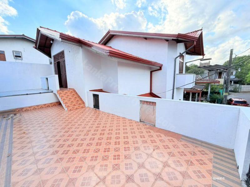 House for rent in Thalawathugoda