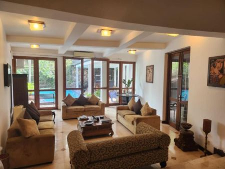 Living Room - House for sale in Polhengoda, Colombo 5 
