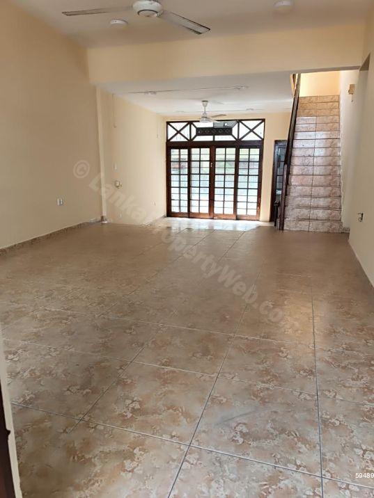 Colombo 4 Commercial for sale/rent