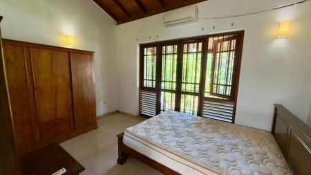 Bedroom - Spacious Family Home for Sale – Battaramulla | Koswatta 🏡