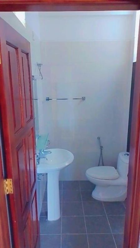 Bathroom - Mount Royal Residencies Unfurnished Apartment for Sale - A38034