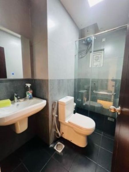 Bathroom - The Cornish Three Bedroom Apartment For Sale