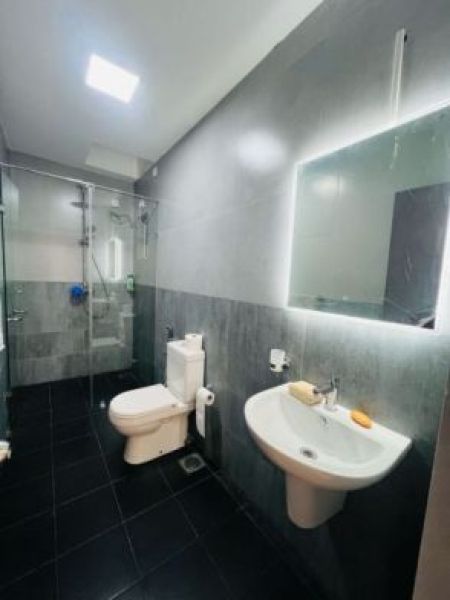 Bathroom - The Cornish Three Bedroom Apartment For Sale