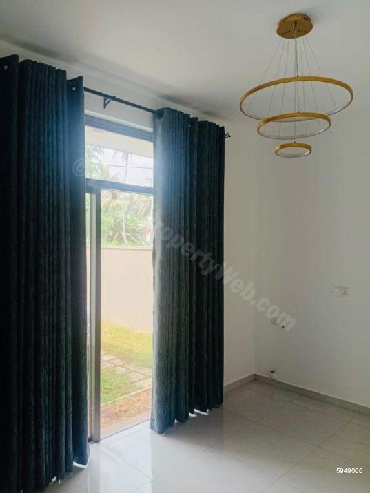 House for sale in Gampaha