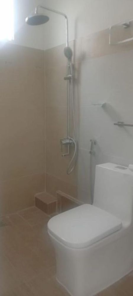 Bathroom - 11500 Sq.ft Unfurnished Apartment Complex for Sale - A33282