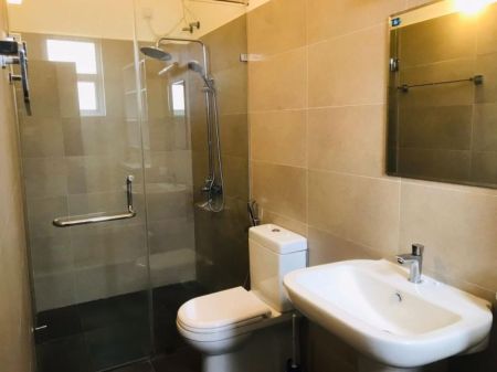 Bathroom - House for rent in Malabe 