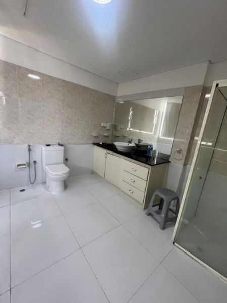 Kitchen - Sea View & Port City View Gorgeous 2 Bed for $999 | ZOOM REAL ESTATE | call Romesh Angunawela Sri Lanka’s TOP REALTOR 