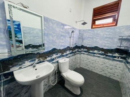 Bathroom - (AR285) Two Storey House for Rent in Kahathuduwa