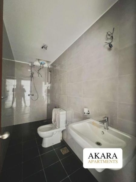 Bathroom - The Cornwall Unfurnished Apartment for Sale - A49932