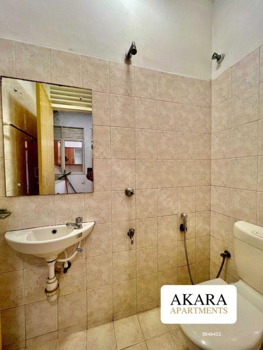 Bathroom - Apartment for sale in Colombo 3