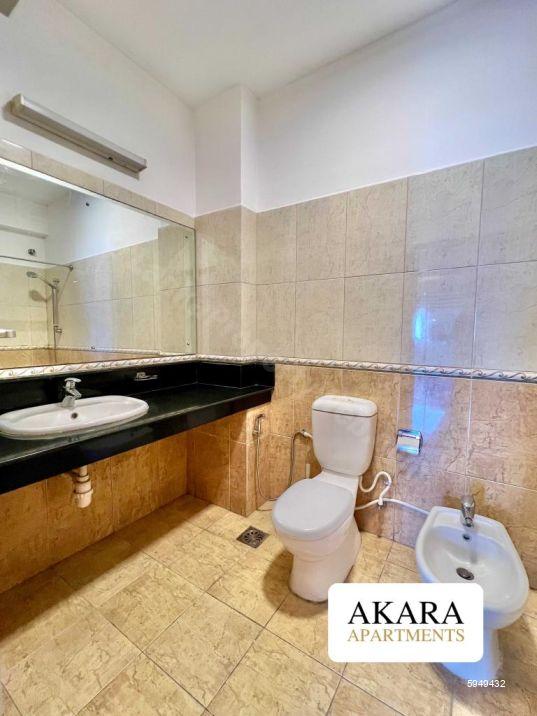 Bathroom - Apartment for sale in Colombo 3