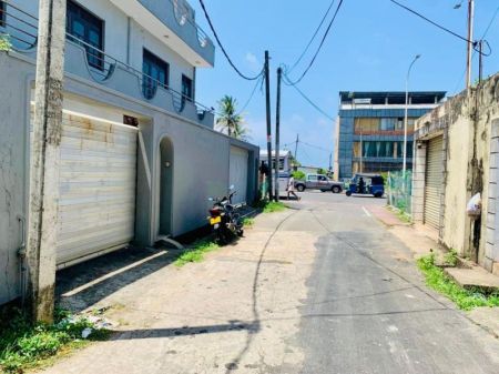 Exterior - House for Sale in Marine Drive, Dehiwala