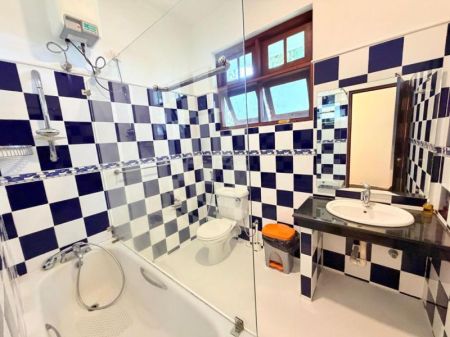 Bathroom - (SH1583) Luxury Three Storey House for Sale in Pitakotte