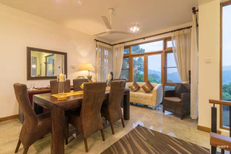 Dining room - Bungalow for sale in Kandy