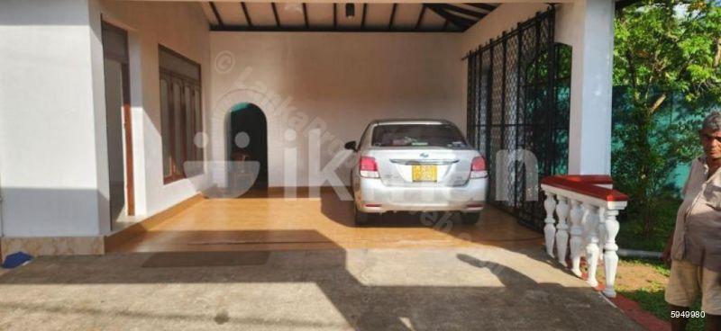 Exterior - House for rent in Battaramulla