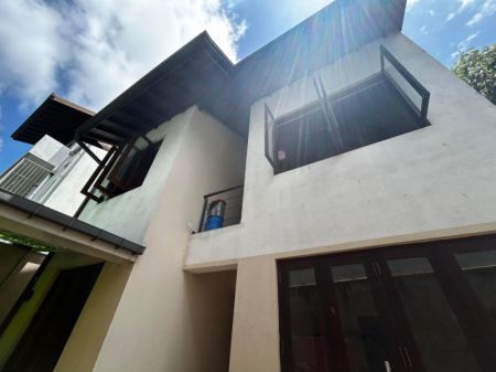 Exterior - House  For Sale  In Nugegoda –code Add  1007