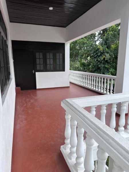 Exterior - 𝐒𝐏𝐀𝐂𝐈𝐎𝐔𝐒 𝐇𝐎𝐔𝐒𝐄 𝐅𝐎𝐑 𝐒𝐀𝐋𝐄 𝐈𝐍 𝐁𝐎𝐑𝐀𝐋𝐄𝐒𝐆𝐀𝐌𝐔𝐖𝐀-code Add 1008