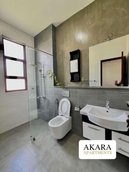 Bathroom - 10 Perches Furnished House for Sale - HL51071