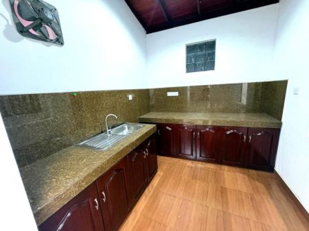 Kitchen - 4 Bedroom spacious House for Rent at Rajagiriya | LKR 230,000 (EM004MI)