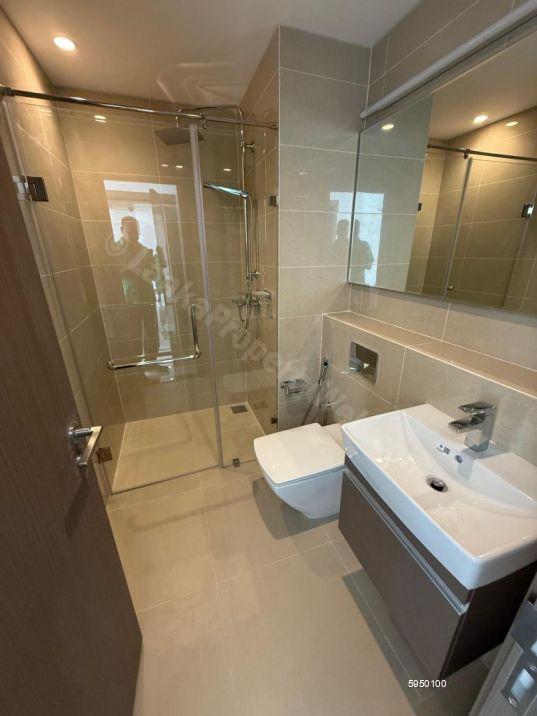 Bathroom - Apartment for sale in Colombo 15