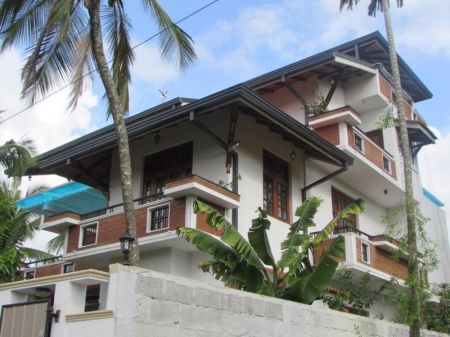 Exterior - 15 Perches Unfurnished House for Sale - HL50989