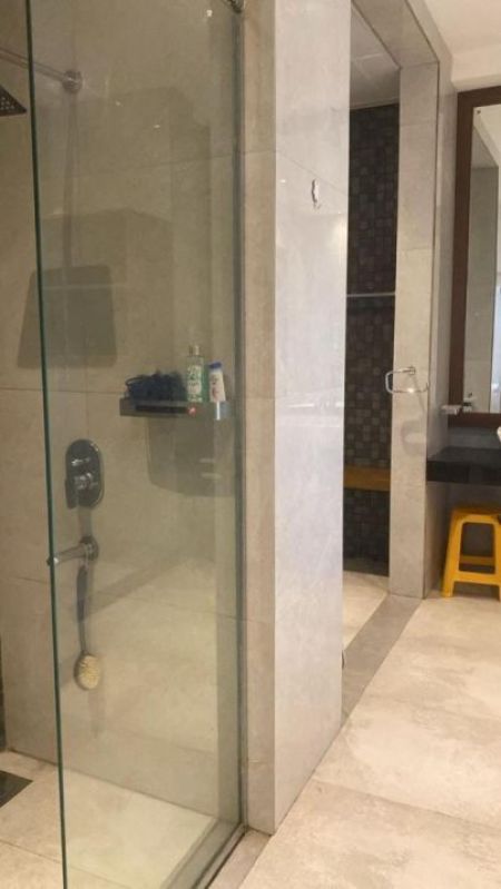 Bathroom - Seylan Tower/Furnished/Sea view/03beds Apartments for rent in Colombo 03